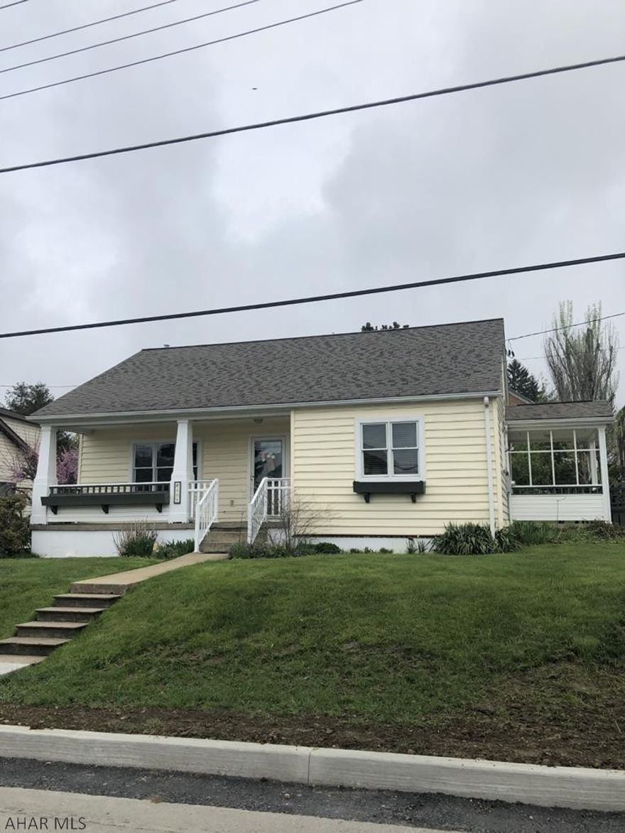 Ebensburg- remodeled 3 BR, 1  bath vinyl cape cod on a 66 x 132 lot. Updated eat-in kitchen. Gas FA heat and central air. Large detached garage. Move-in condition.  A must see.