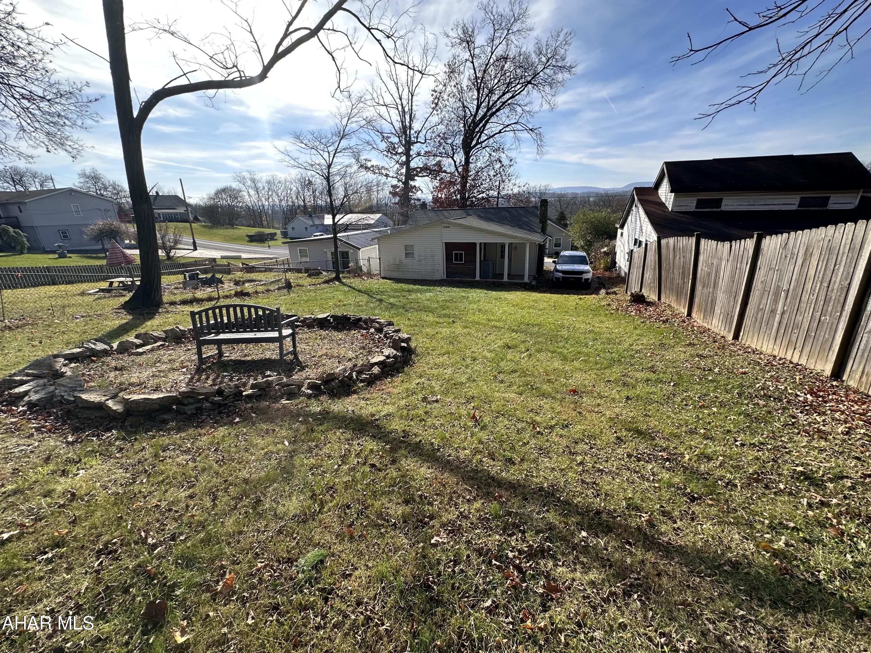 Lakemont - Residential