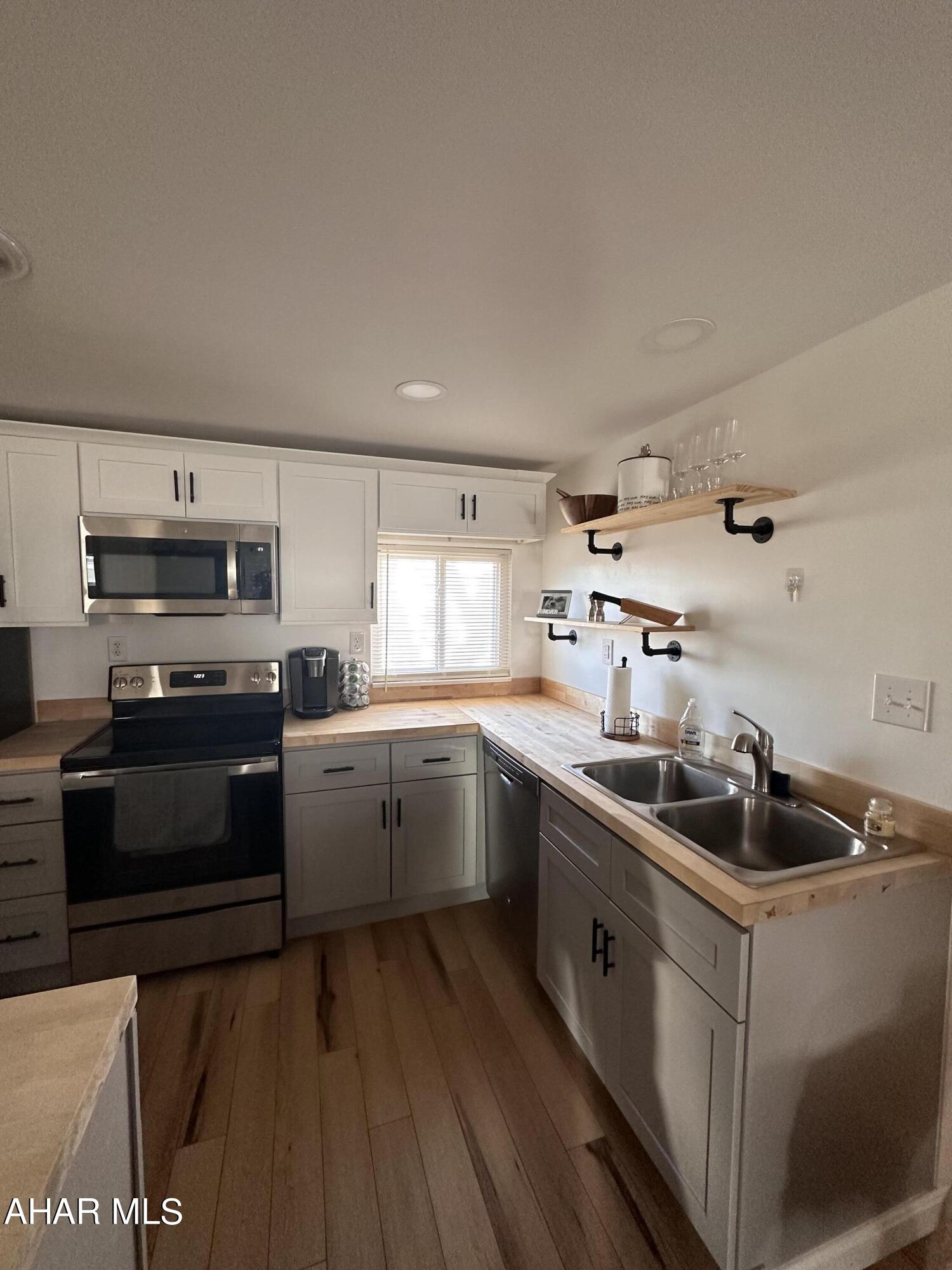 Lakemont - Residential