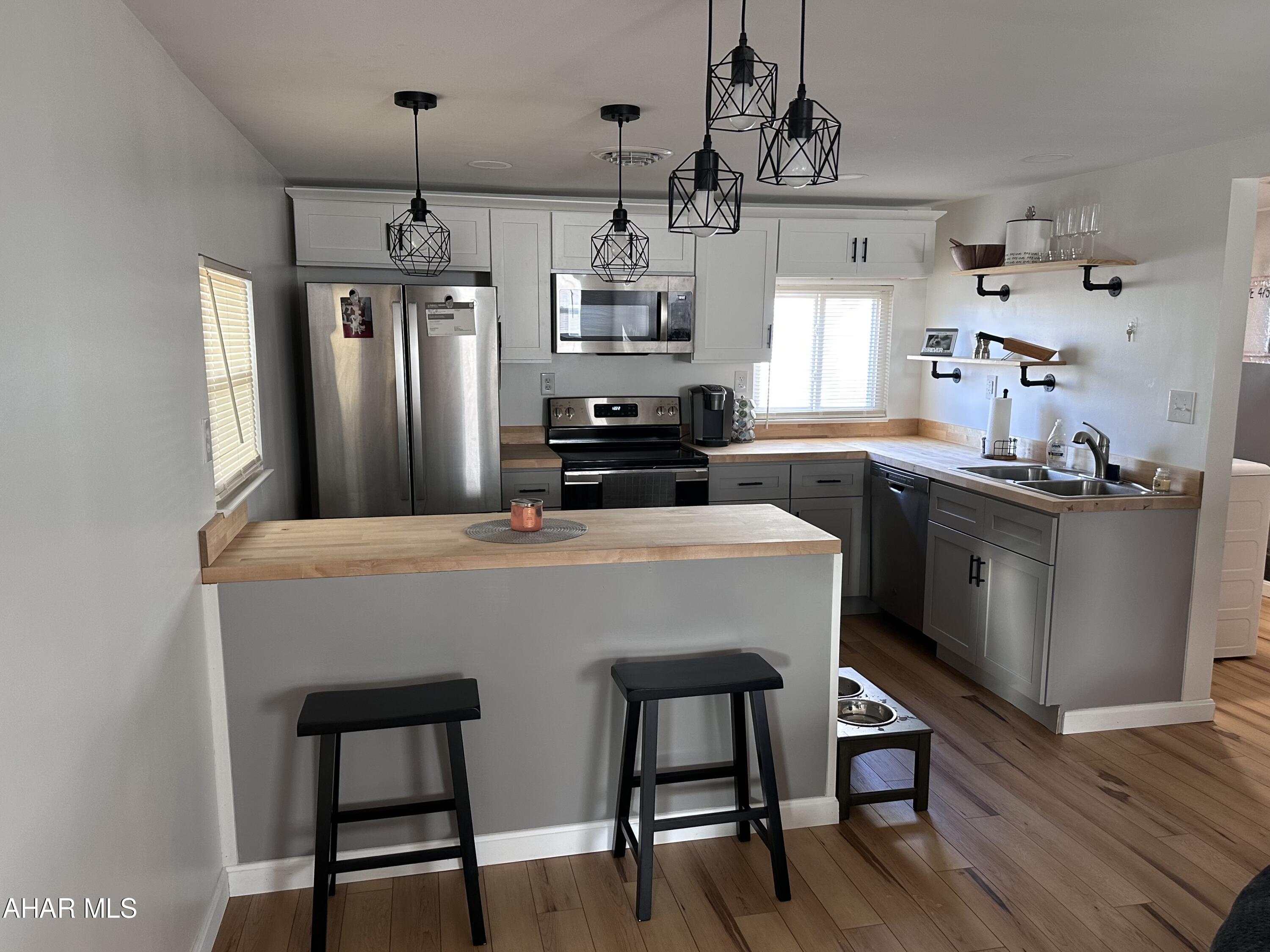 Lakemont - Residential