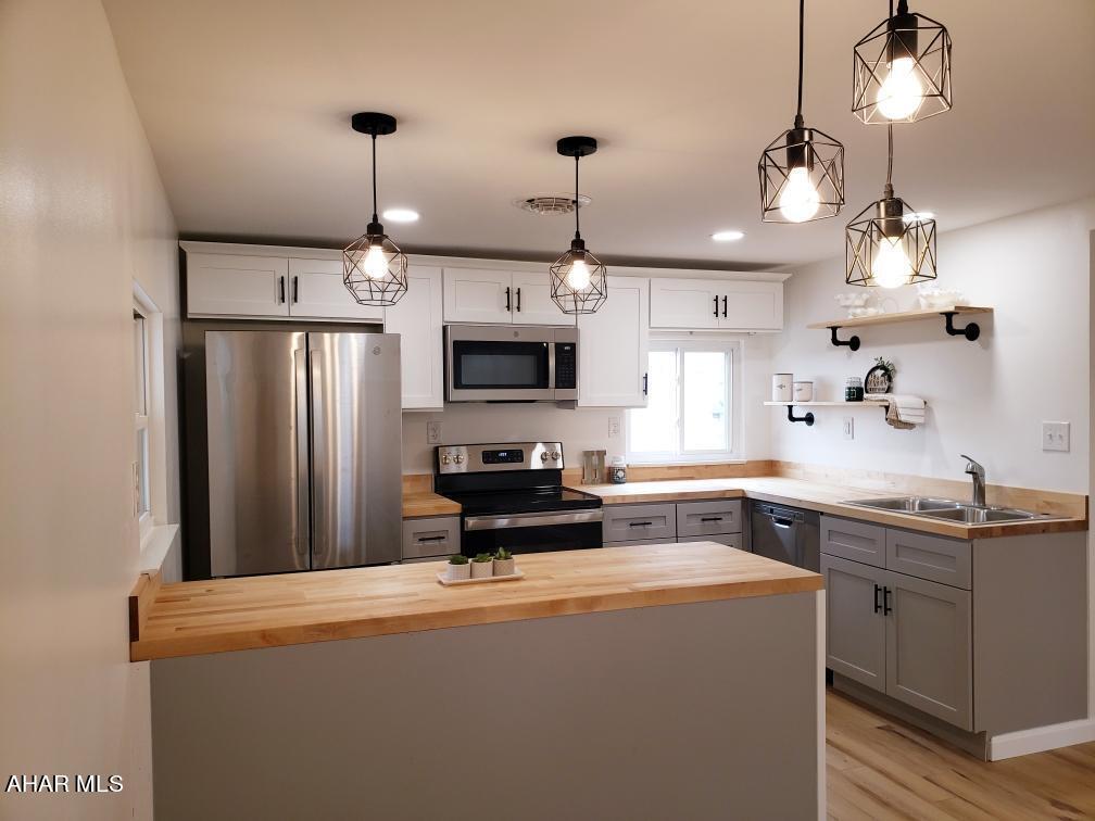 Lakemont - Residential