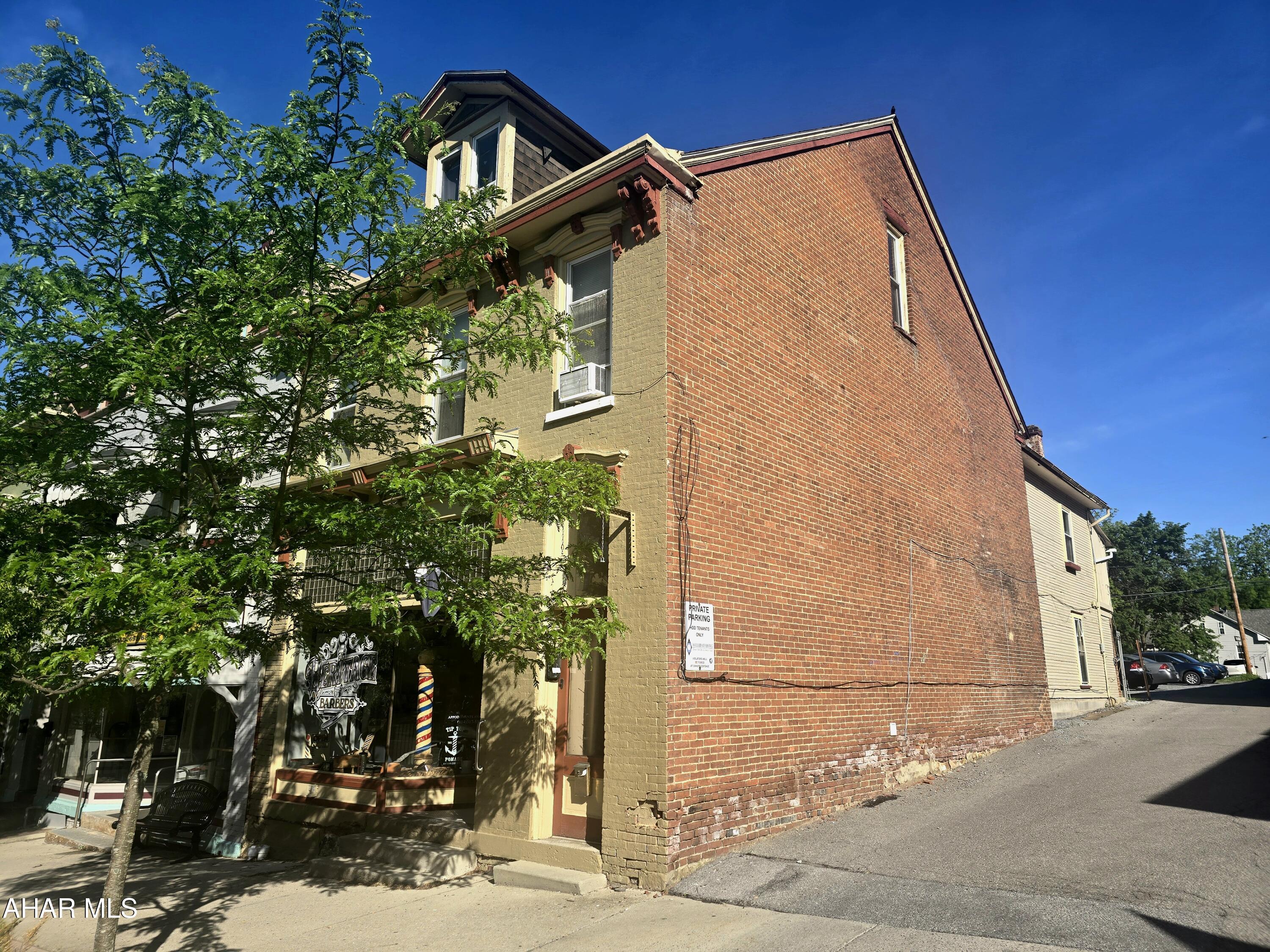 Hollidaysburg - Commercial Sale