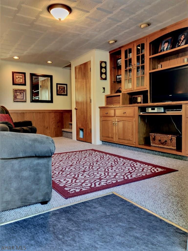 Maple Hollow - Residential