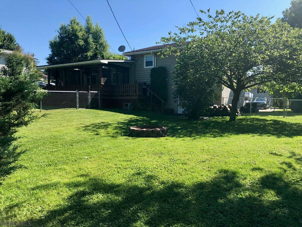 Maple Hollow - Residential