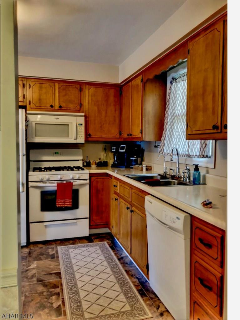 Maple Hollow - Residential