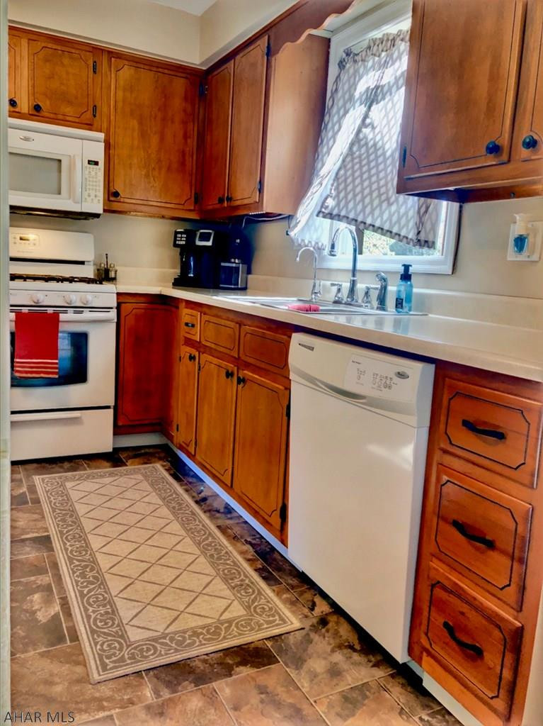 Maple Hollow - Residential