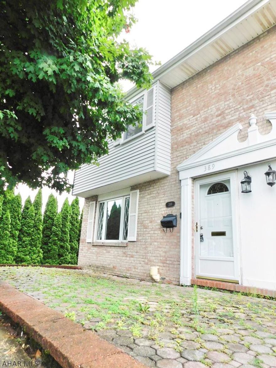 This is the perfect turn key townhome you have been looking for! The main floor is laid out with a nicely updated kitchen featuring stainless-steel appliances, first floor laundry and a 1/2 bathroom. You can walk through the beautiful sliding glass doors off the living room to your covered porch to enjoy your morning coffee as you overlook your private back yard. An oversized master bedroom takes the cake with 2 closets offering plenty of storage. With off street parking and a private rear patio area, this townhome is the one! Richland School District.