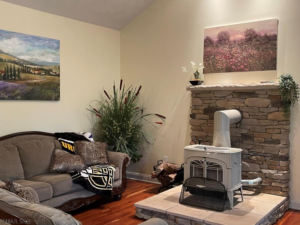 Rolling Hills - Residential