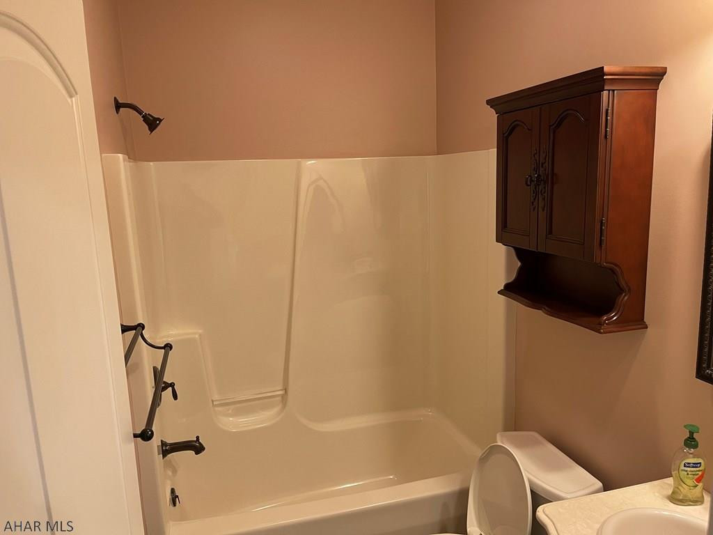 Rolling Hills - Residential