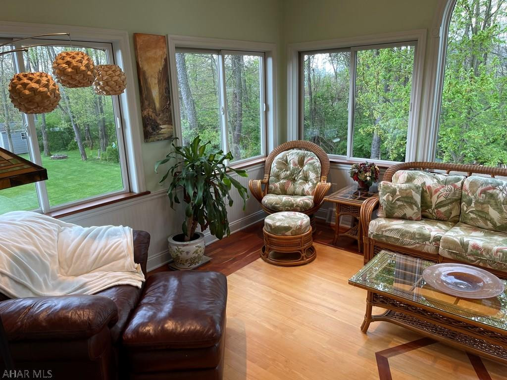 Rolling Hills - Residential