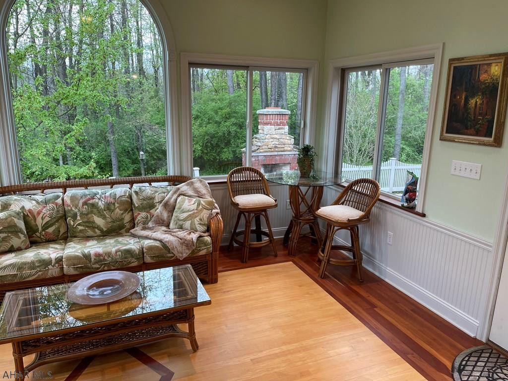 Rolling Hills - Residential