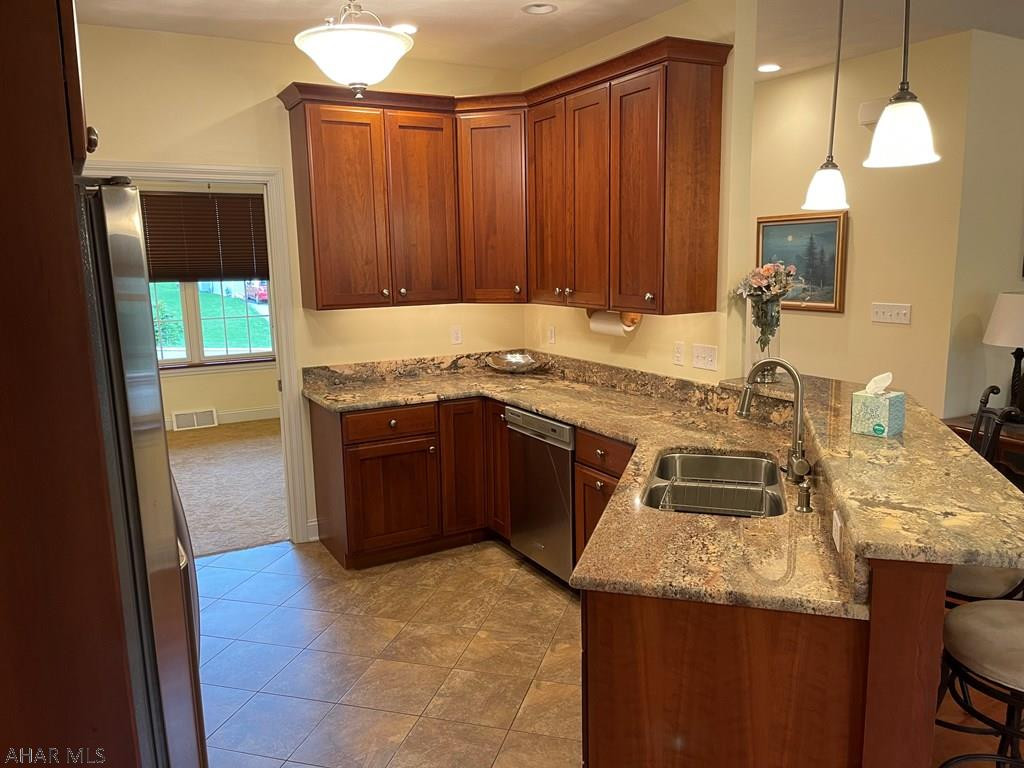 Rolling Hills - Residential