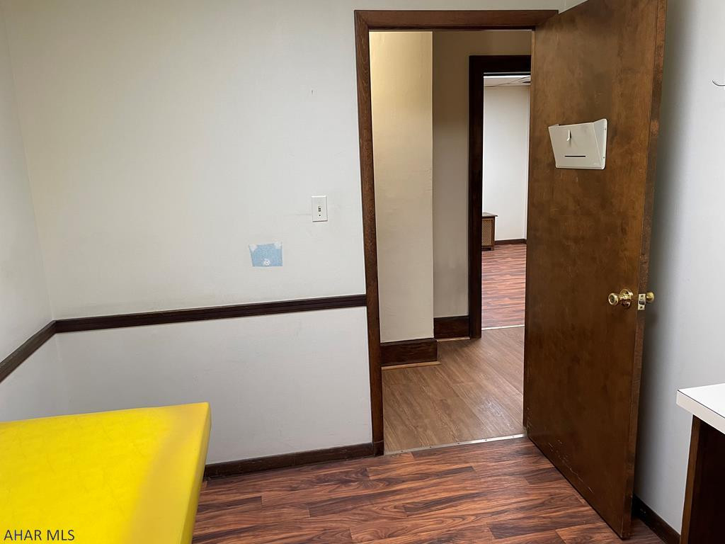 Unknown - Commercial Sale