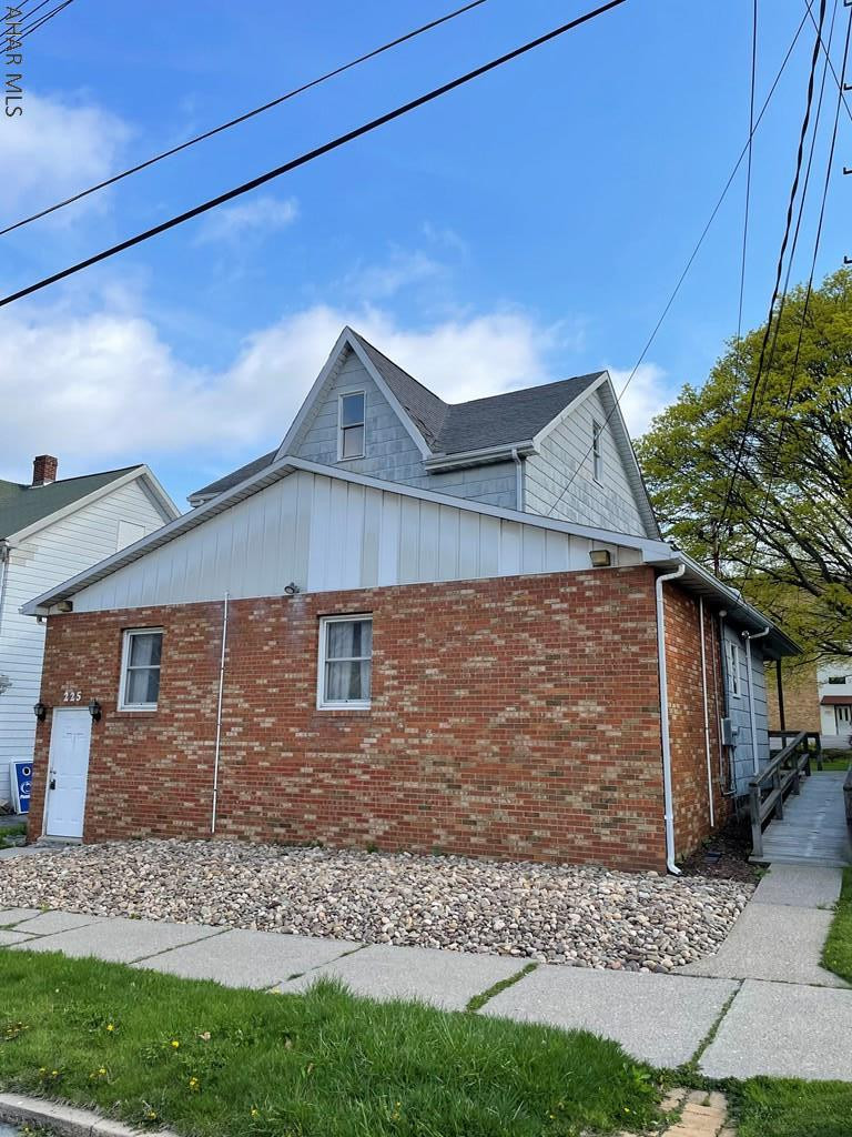 Unknown - Commercial Sale