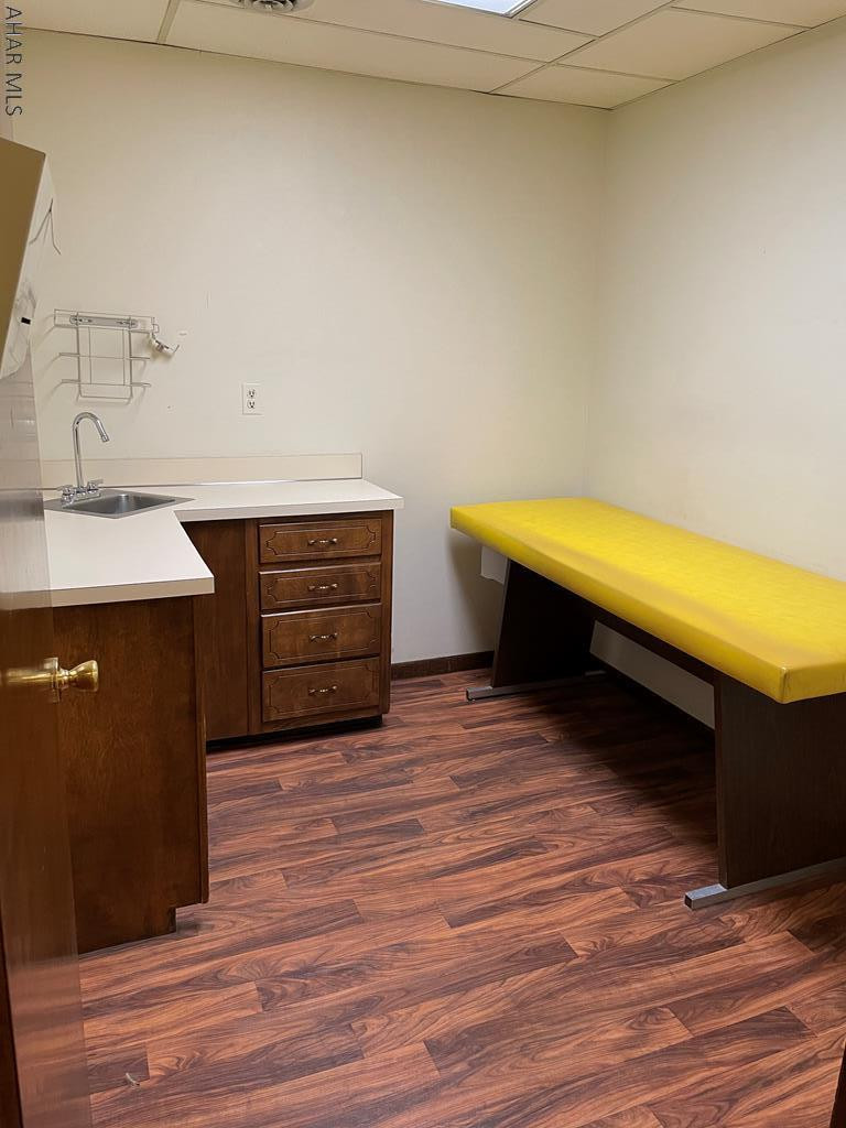 Unknown - Commercial Sale