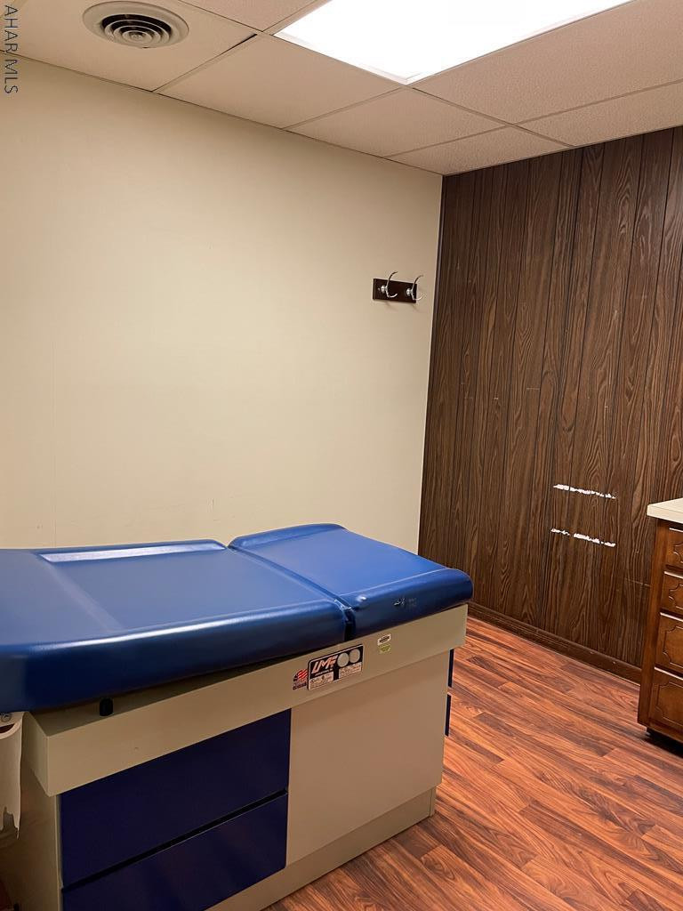 Unknown - Commercial Sale