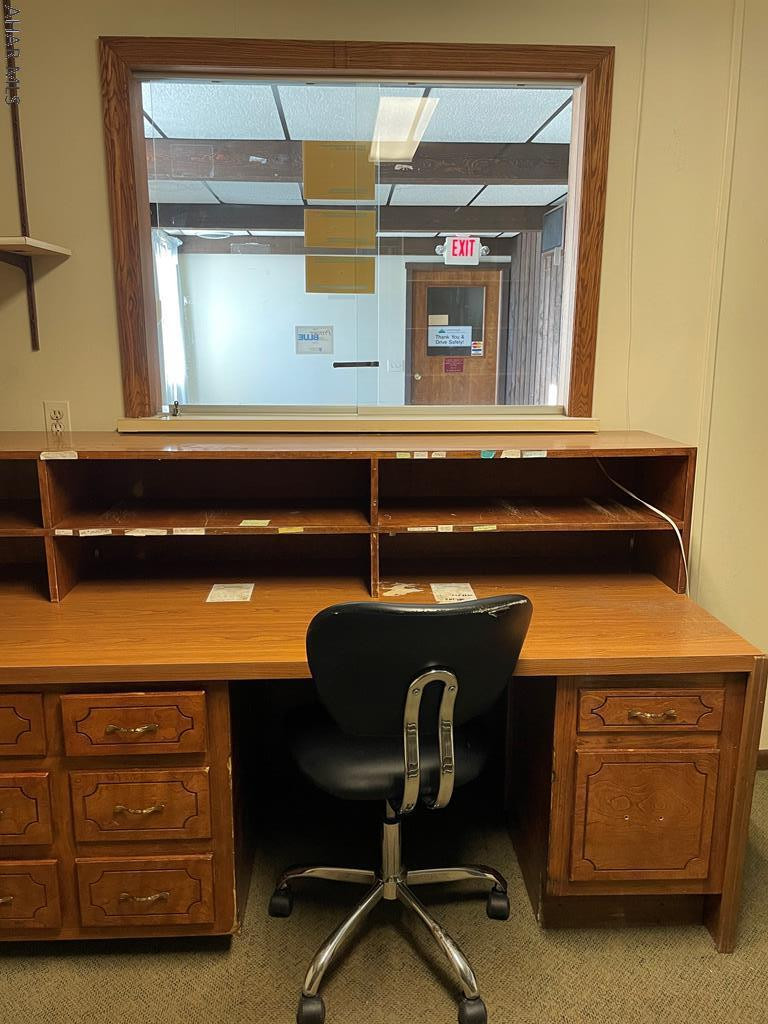 Unknown - Commercial Sale