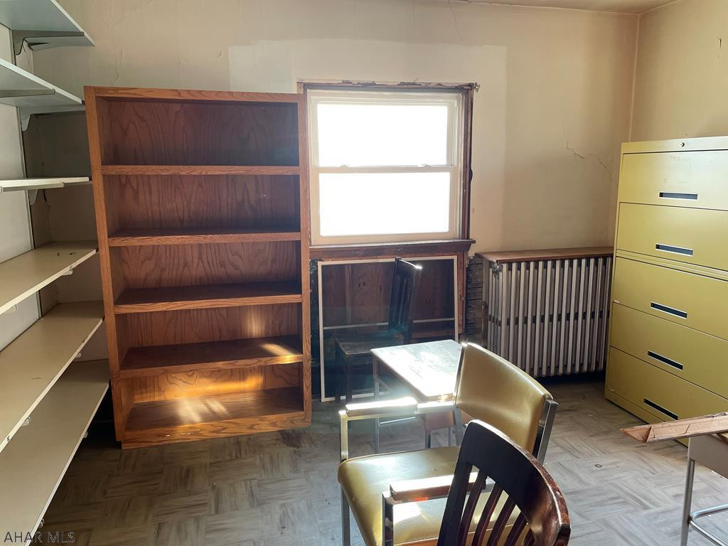 Unknown - Commercial Sale