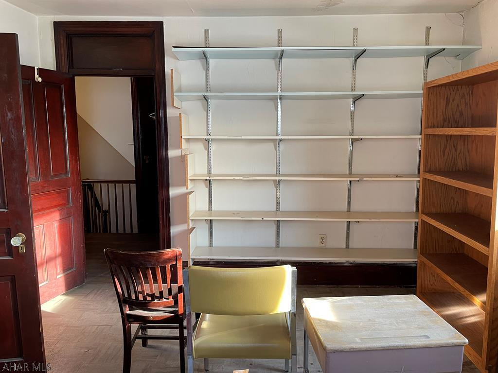 Unknown - Commercial Sale