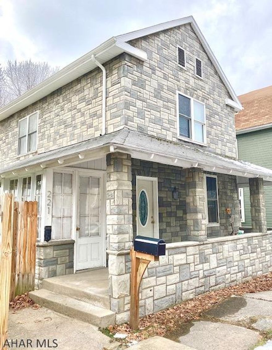 Wow, that's a lot of house! This spacious entry to this home is open and inviting. The dining room offers privacy while providing ample space for large meals. The eat-in kitchen offers a more intimate setting for quick dining. Then there is the rec room, with 500+ sq feet, a wet bar and plenty of room for games and entertaining. The oversized garage ( 600+ sq ft) provides off-street parking for two cars as well as a workshop. The three bedrooms are located on the second floor, providing privacy. The fenced in yard provides privacy and a safe area gardening as well as a place for children and pets. While conveniently located in the borough, it is located close to parks, businesses, and major roadways. If you are looking for a lot of house at a reasonable price, this home is for you.