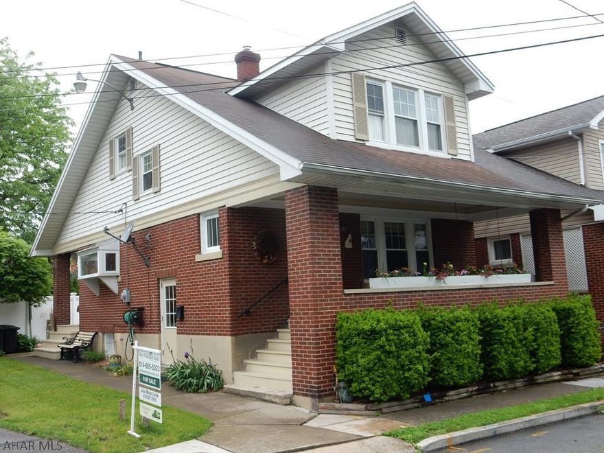 Realtor Owned.  Spacious and open concept with an abundance of windows and light.  Plenty of storage and nice room sizes.  All bedrooms have walk in closets.  The kitchen garden window and hot tub have been a favorite. Walk to schools, walk to the YMCA and convenient to all shopping.  Could make fourth bedroom in office or basement.  A great place for entertaining :)  Home inspection available, as well as pest inspection and radon reports. Buyer has until July 2019 to connect to sewer. Owner will escrow 2,000  for cost of sewer connection.  There are 2 ways of connecting, prefer future owner chooses.