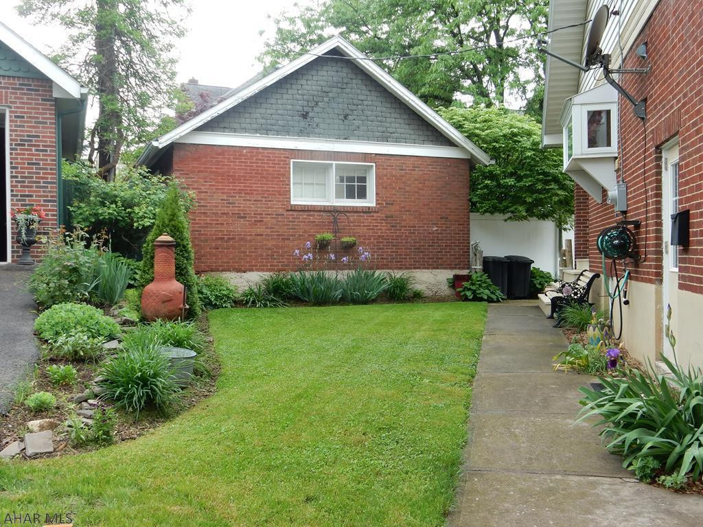 Hollidaysburg - Residential