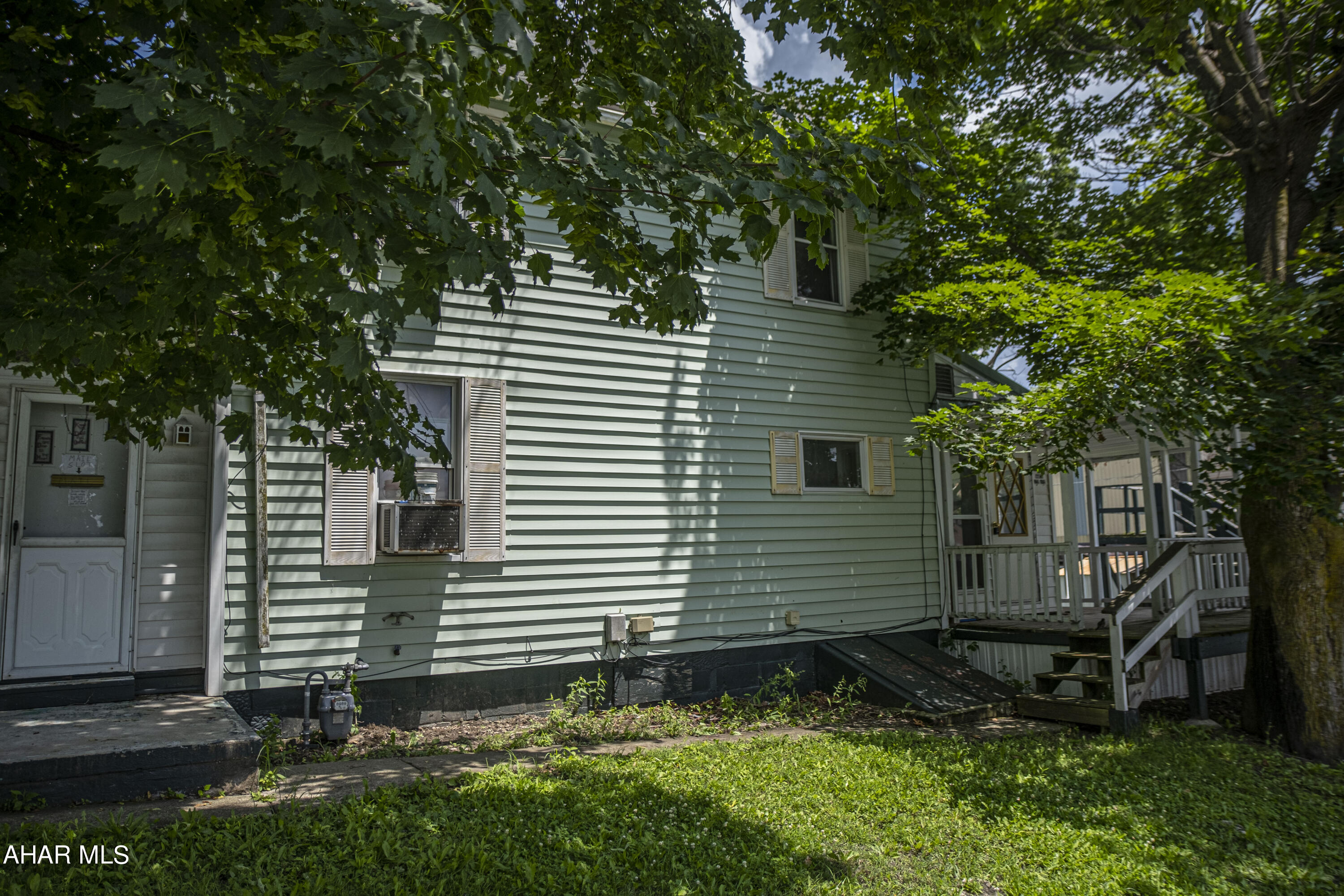 Juniata - Residential