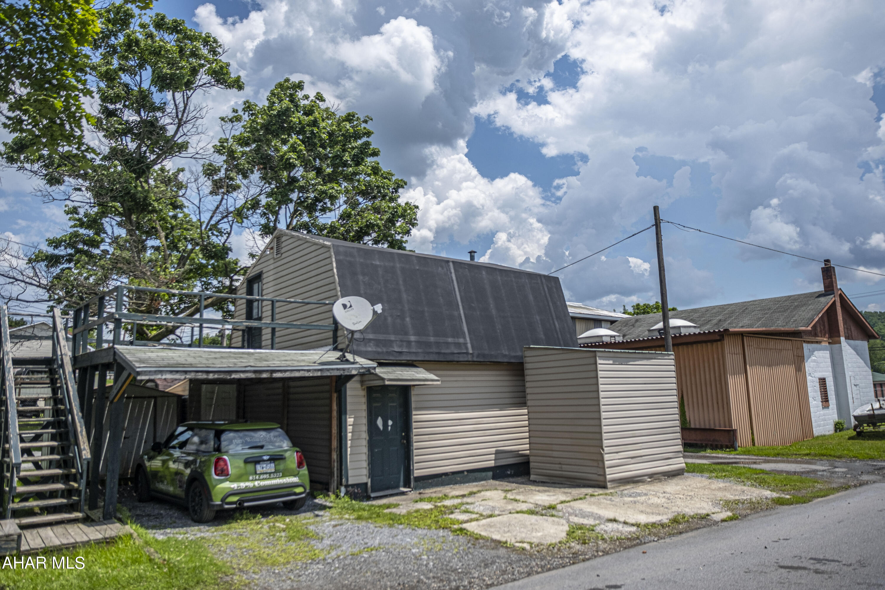 Juniata - Residential