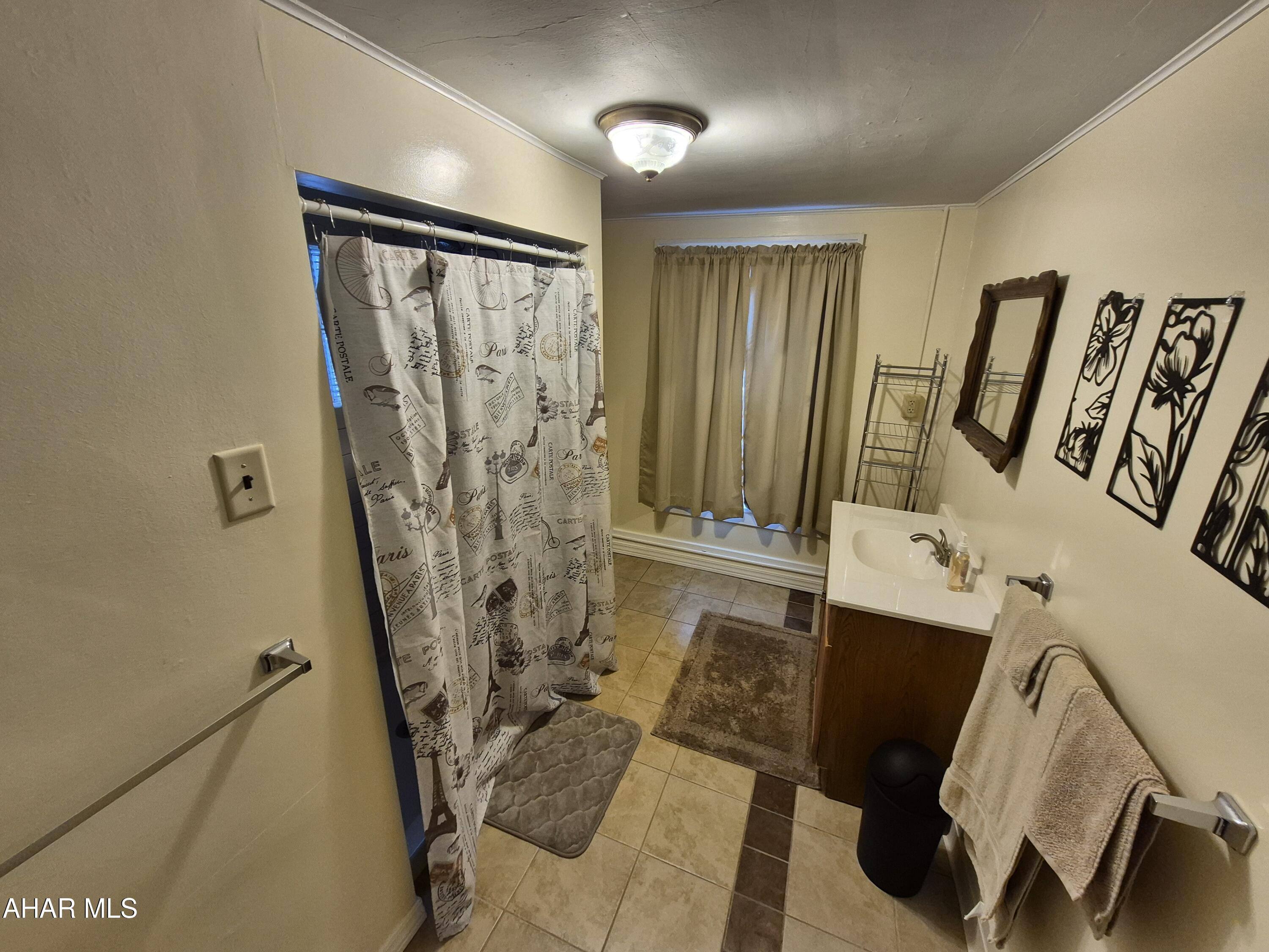 Juniata - Residential