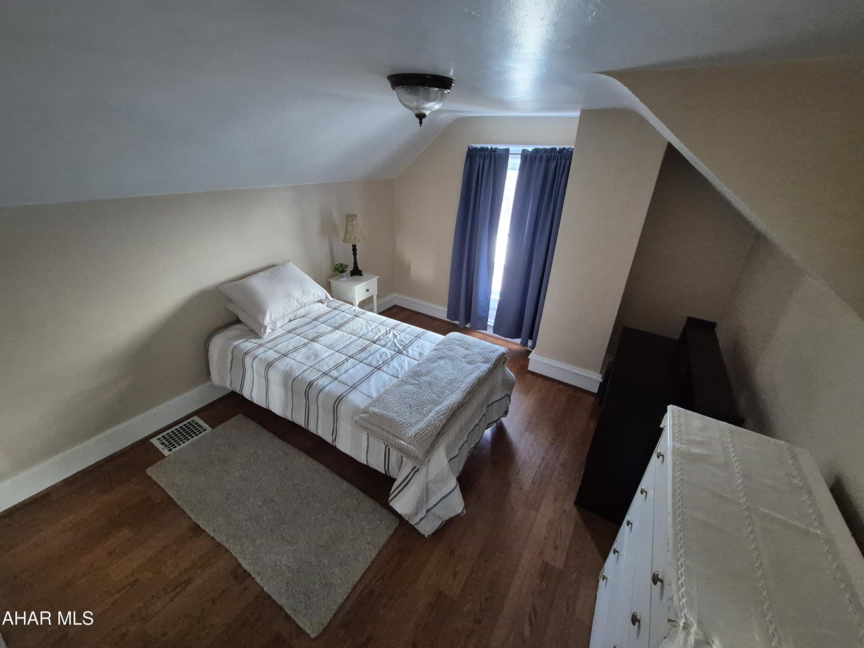 Juniata - Residential