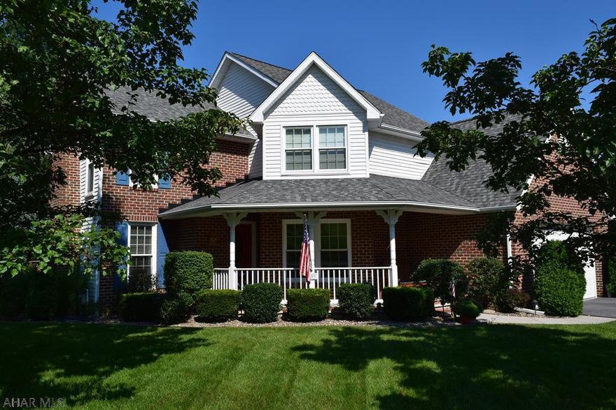 Do not wait to see this beautiful 3 bedroom home in the desirable Penn Farms. It has two car garage, spacious sunken living room with a fireplace and a master bedroom with an en suite bath. Enjoy the large backyard and hot tub on the covered back deck. Call today to schedule your private showing.