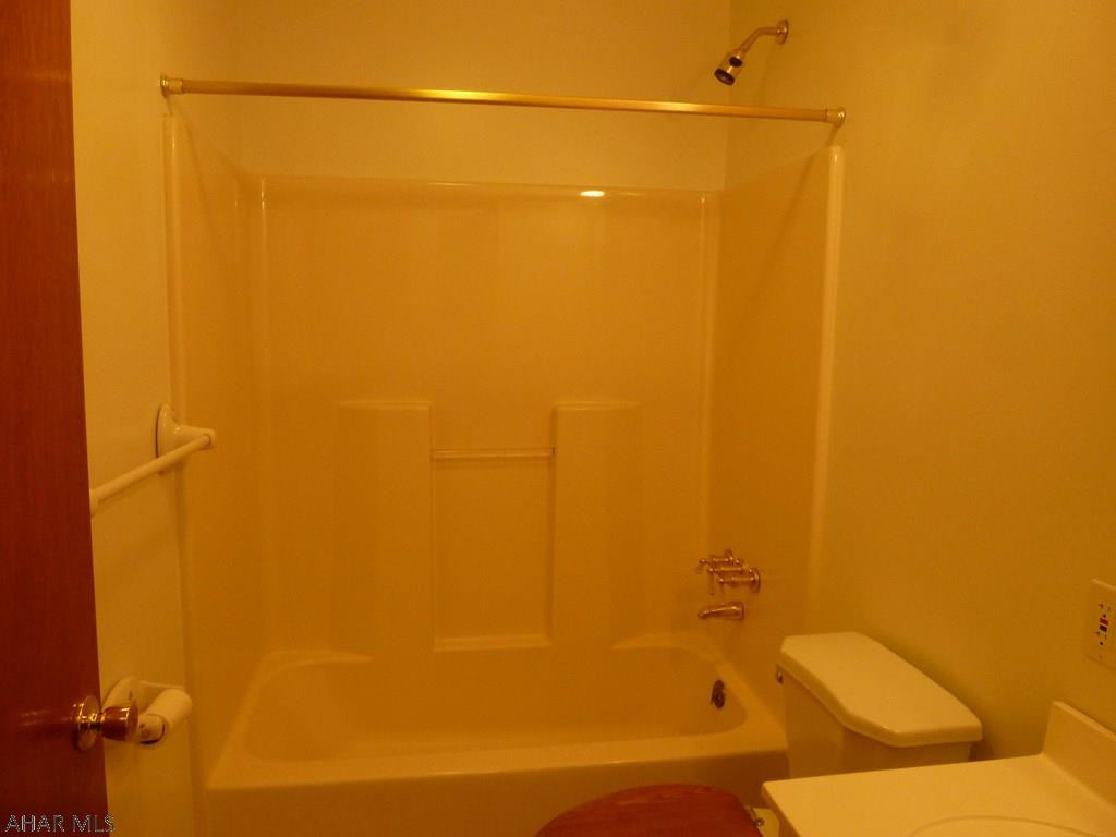 Glendale Yearound - Residential