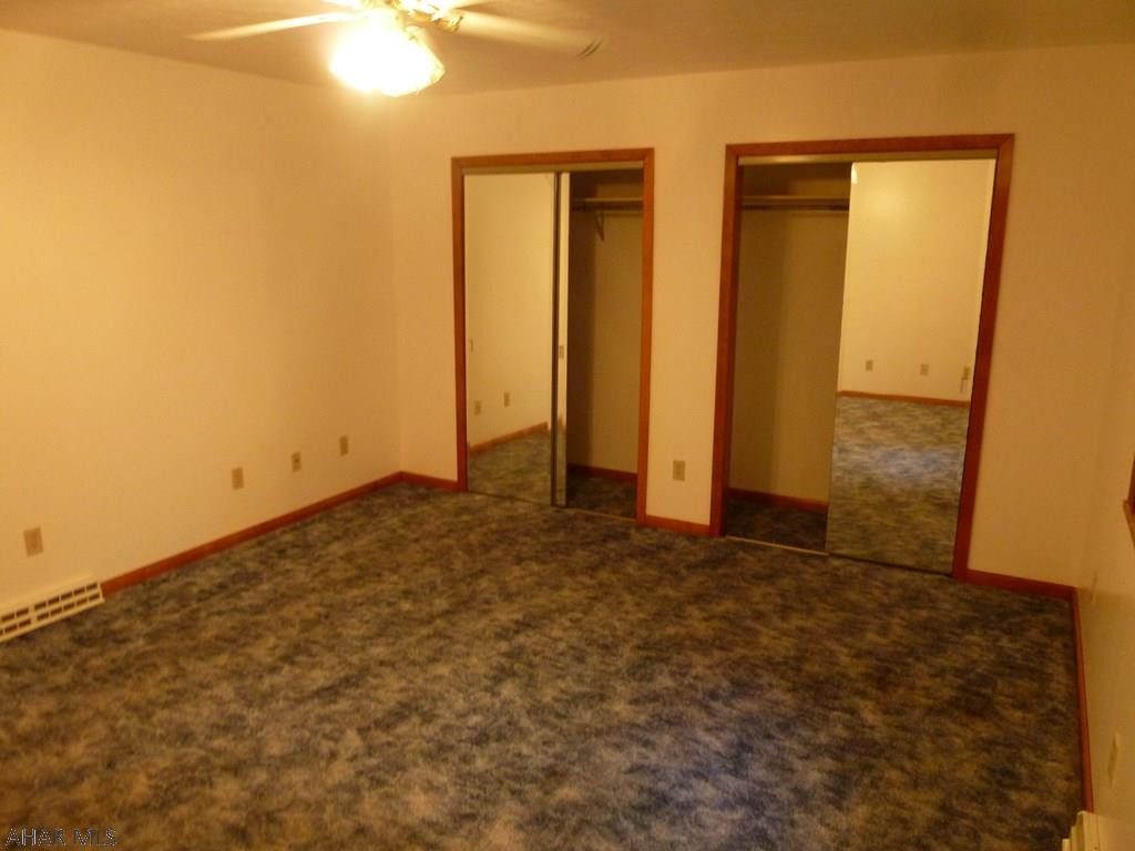 Glendale Yearound - Residential