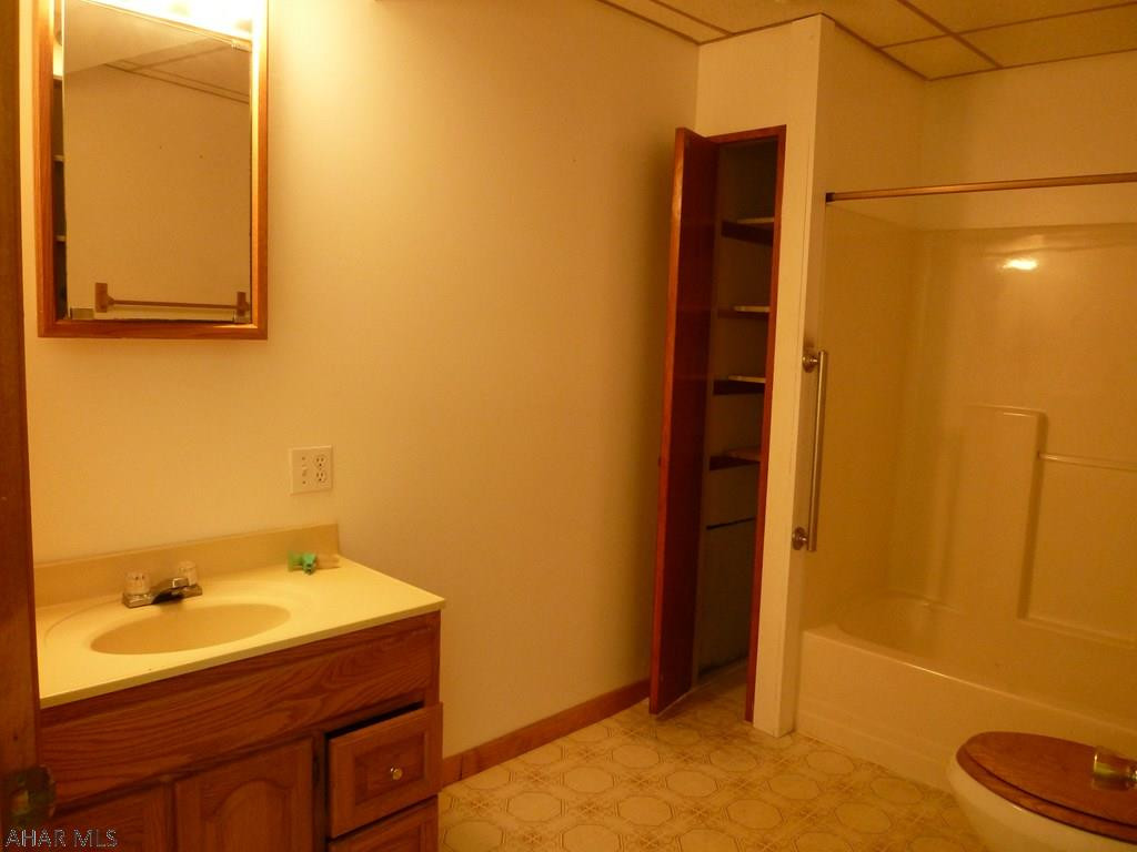 Glendale Yearound - Residential