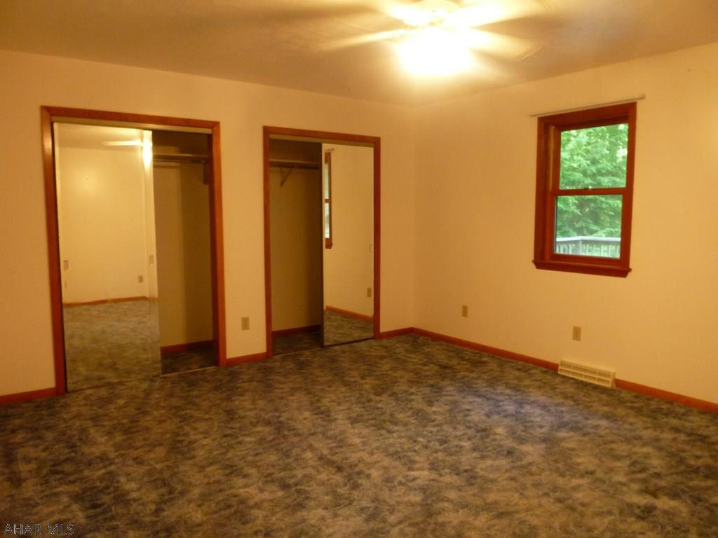 Glendale Yearound - Residential