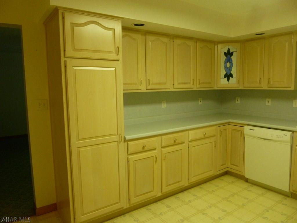 Glendale Yearound - Residential