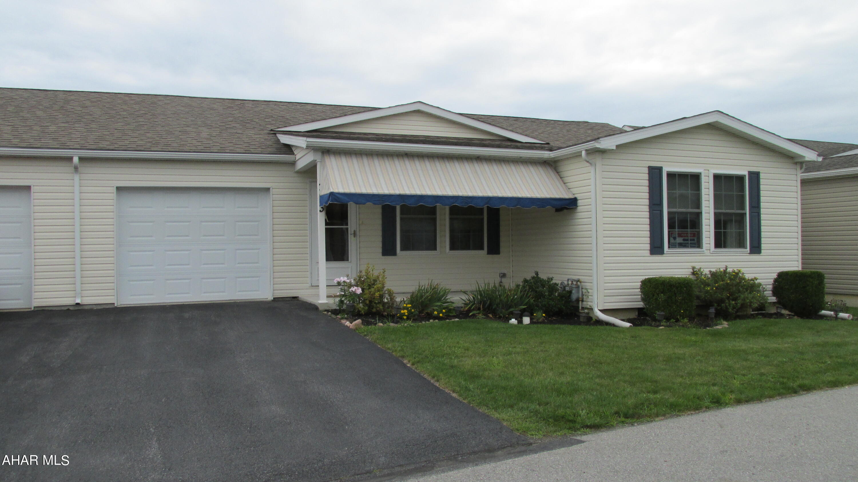 Deer Meadow 55+ Gated Community - Residential