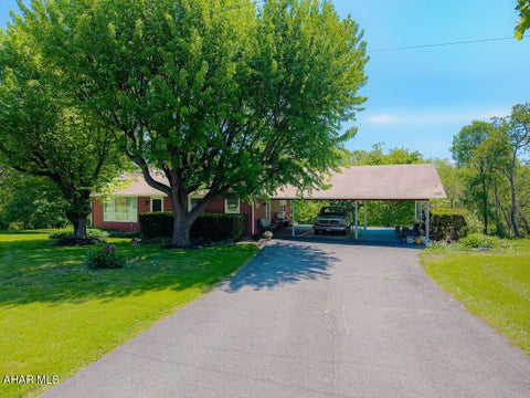 Photo for 568 Paradise Hill Drive