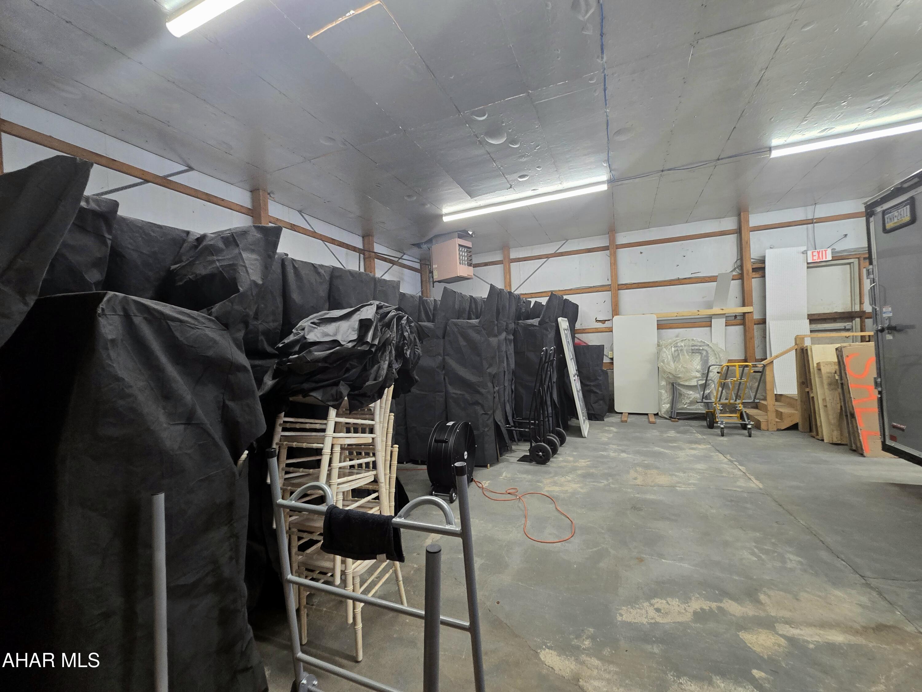 Juniata - Commercial Sale