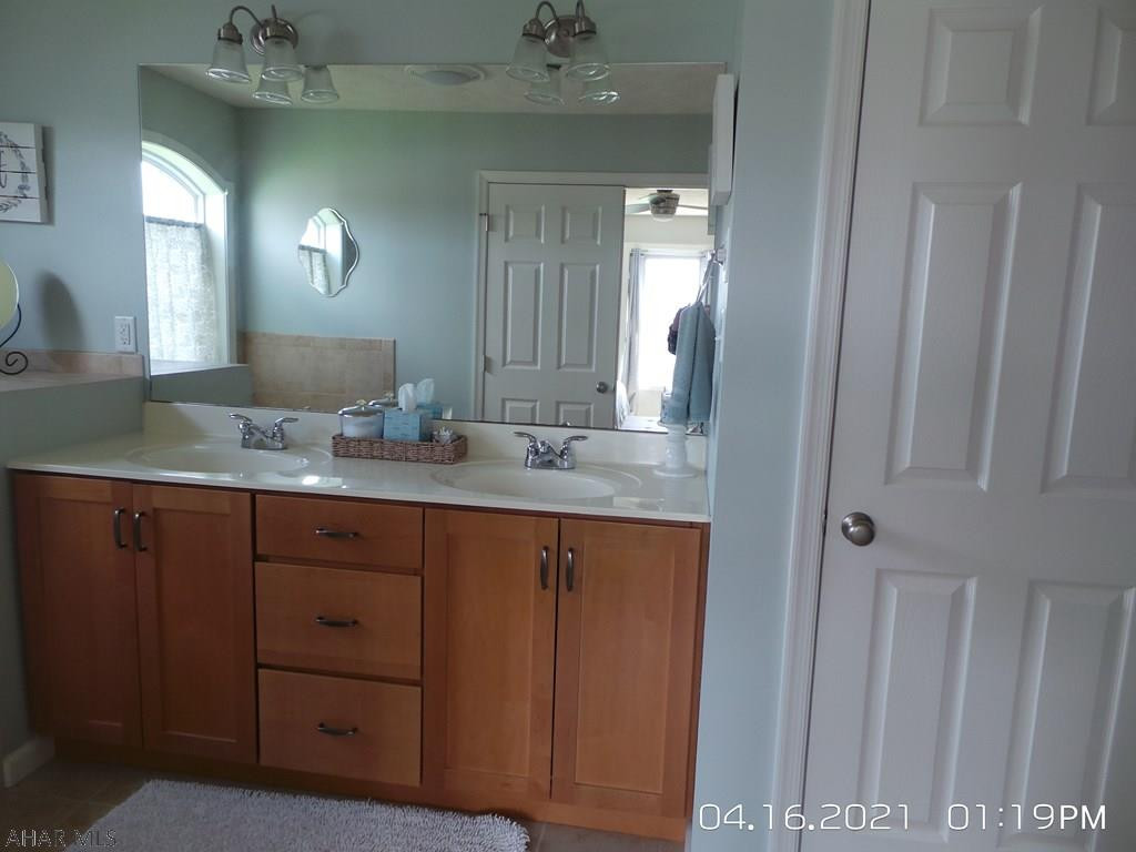 Rolling Hills - Residential