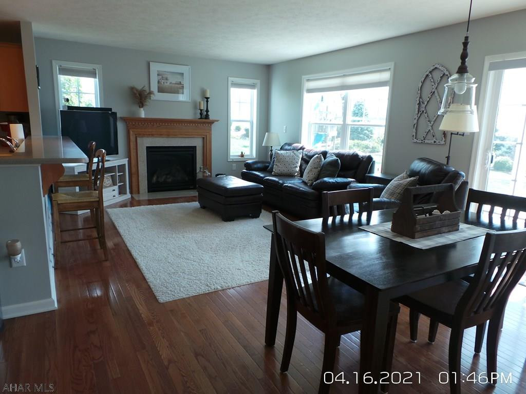 Rolling Hills - Residential