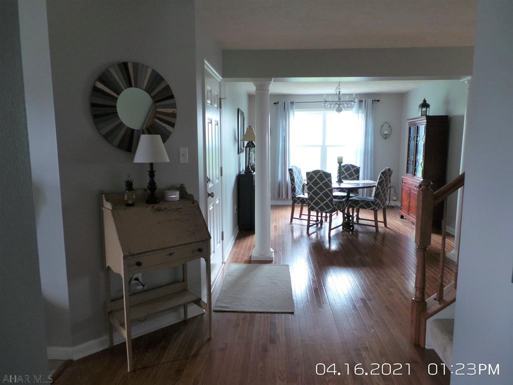 Rolling Hills - Residential