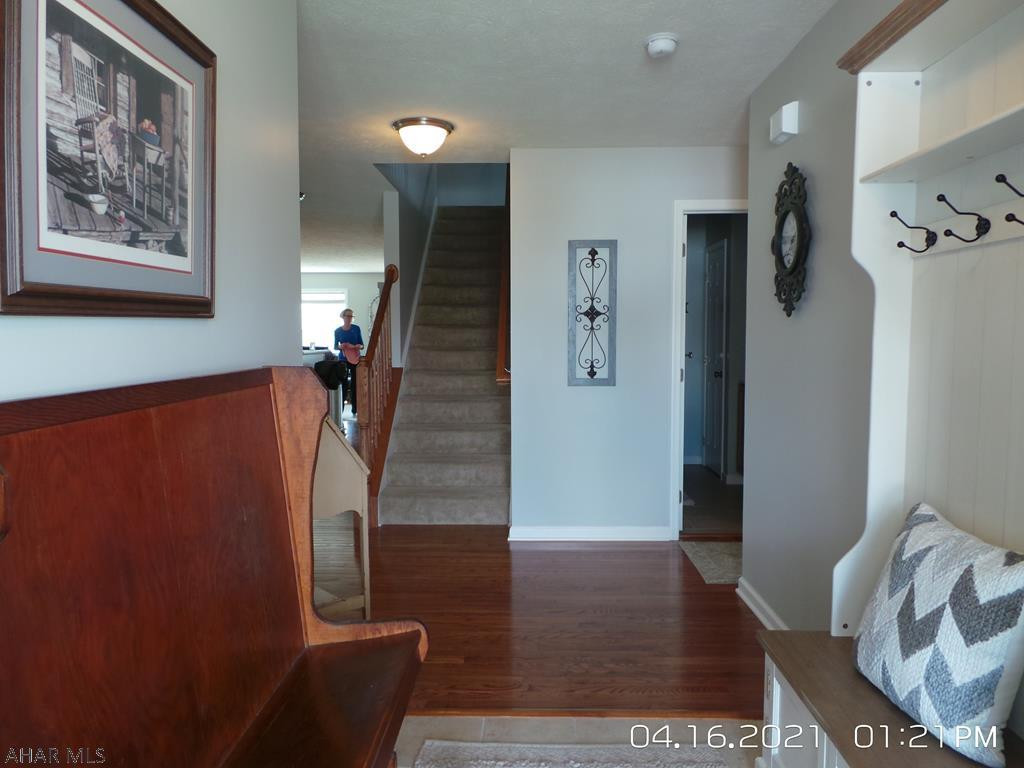 Rolling Hills - Residential