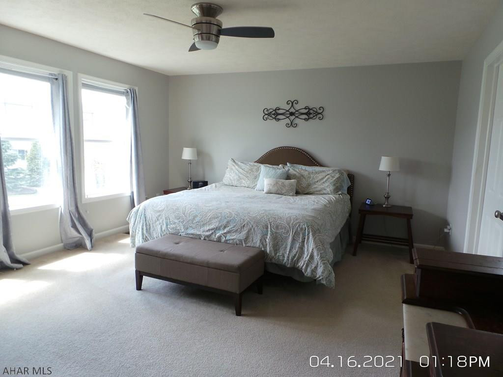 Rolling Hills - Residential