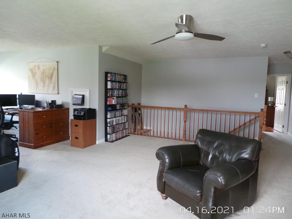 Rolling Hills - Residential