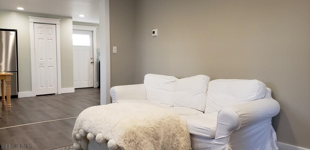 Unknown - Residential