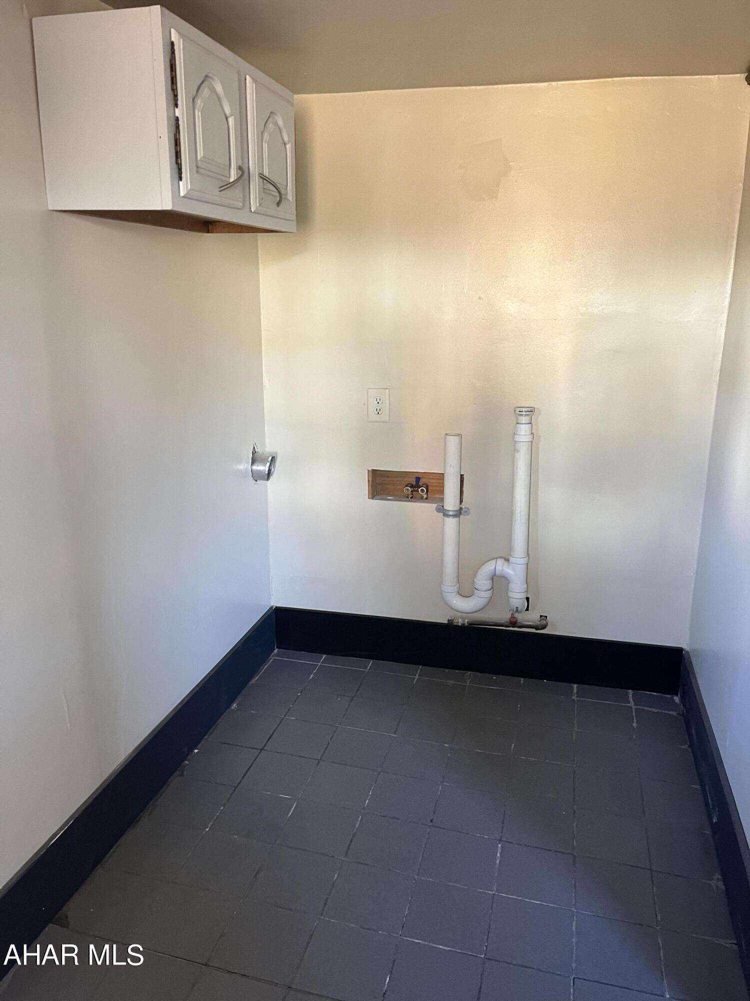 Juniata - Residential