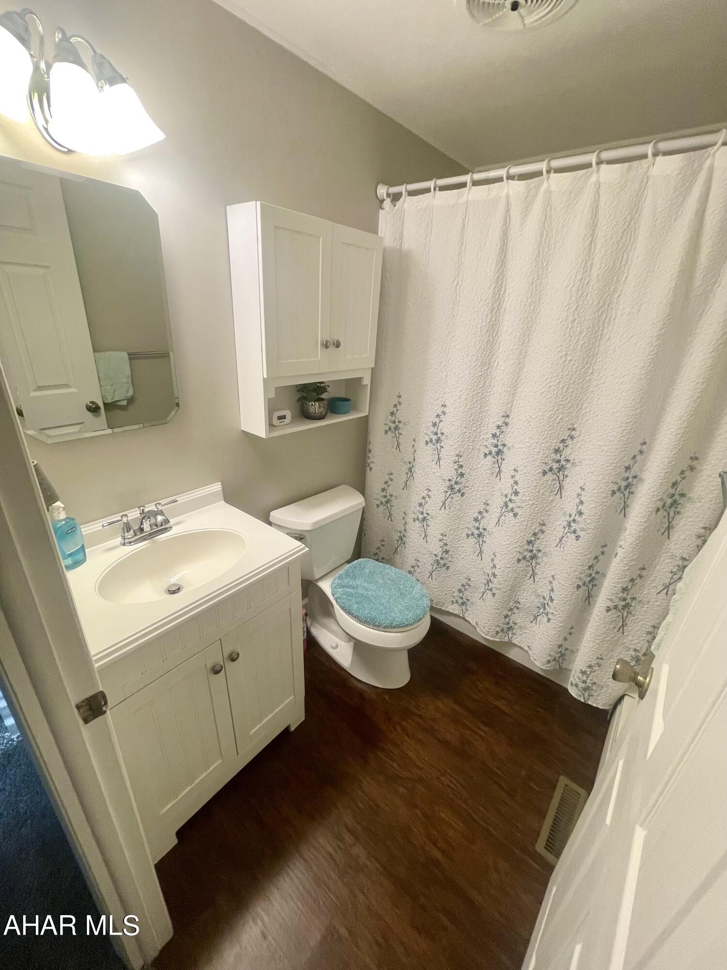 Foot of Ten - Residential