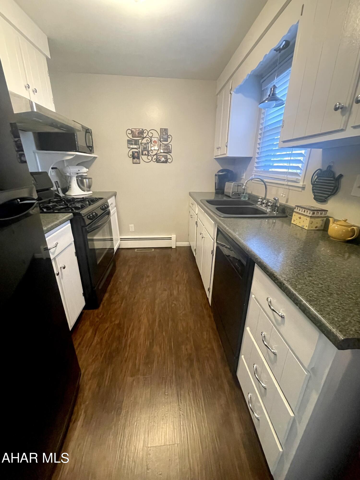 Foot of Ten - Residential