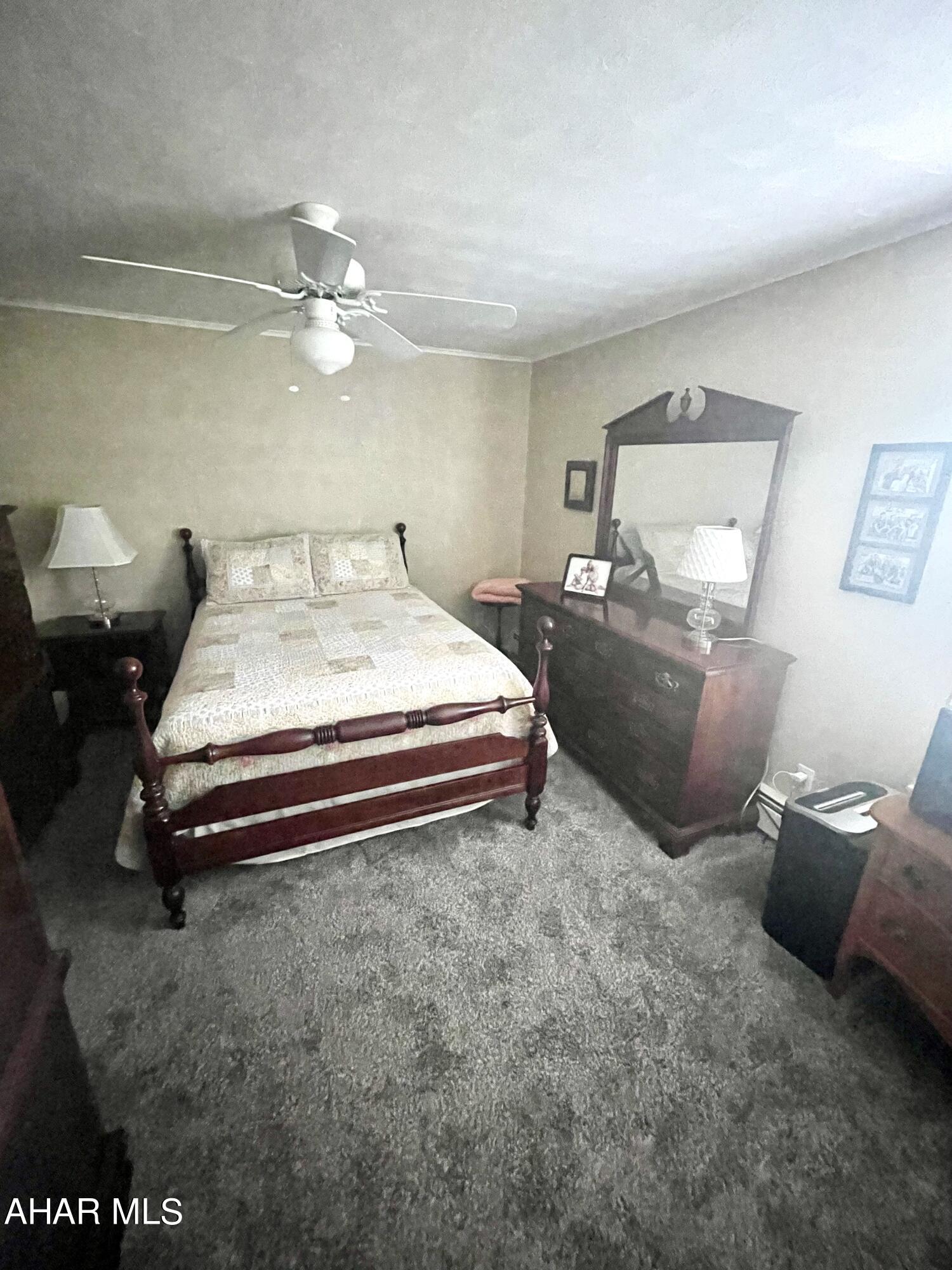 Foot of Ten - Residential